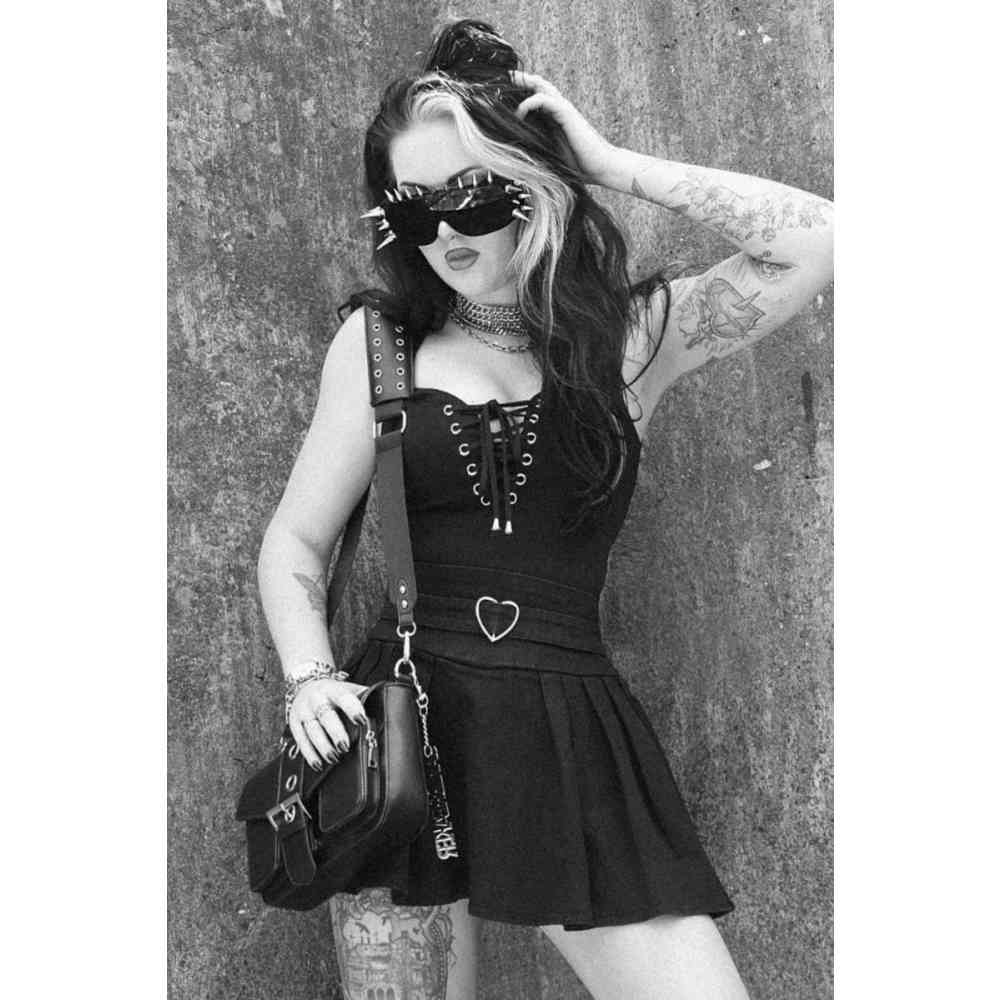 Jawbreaker - Spike Stud Oversized Zonnebril - Zwart